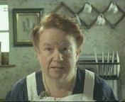 Elsie Kelly als Joan